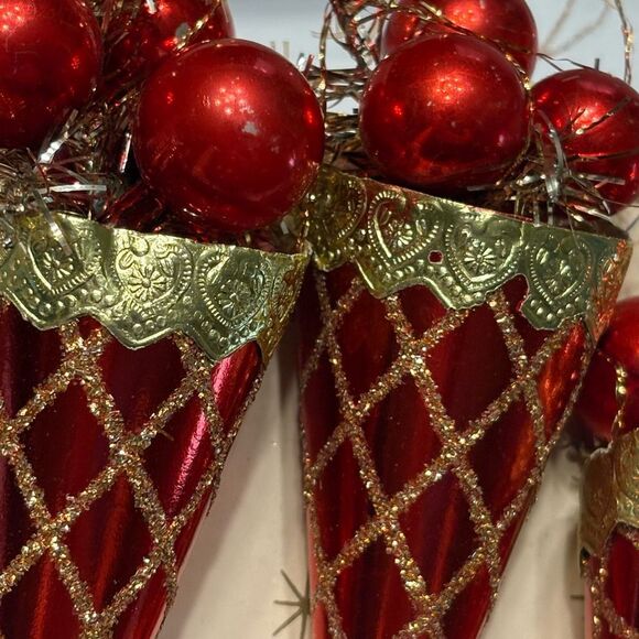 Vintage 1963 Christmas Tree Cone Mercury Ball Ornament Red Gold Glitter Set of 3 - Picture 6 of 7